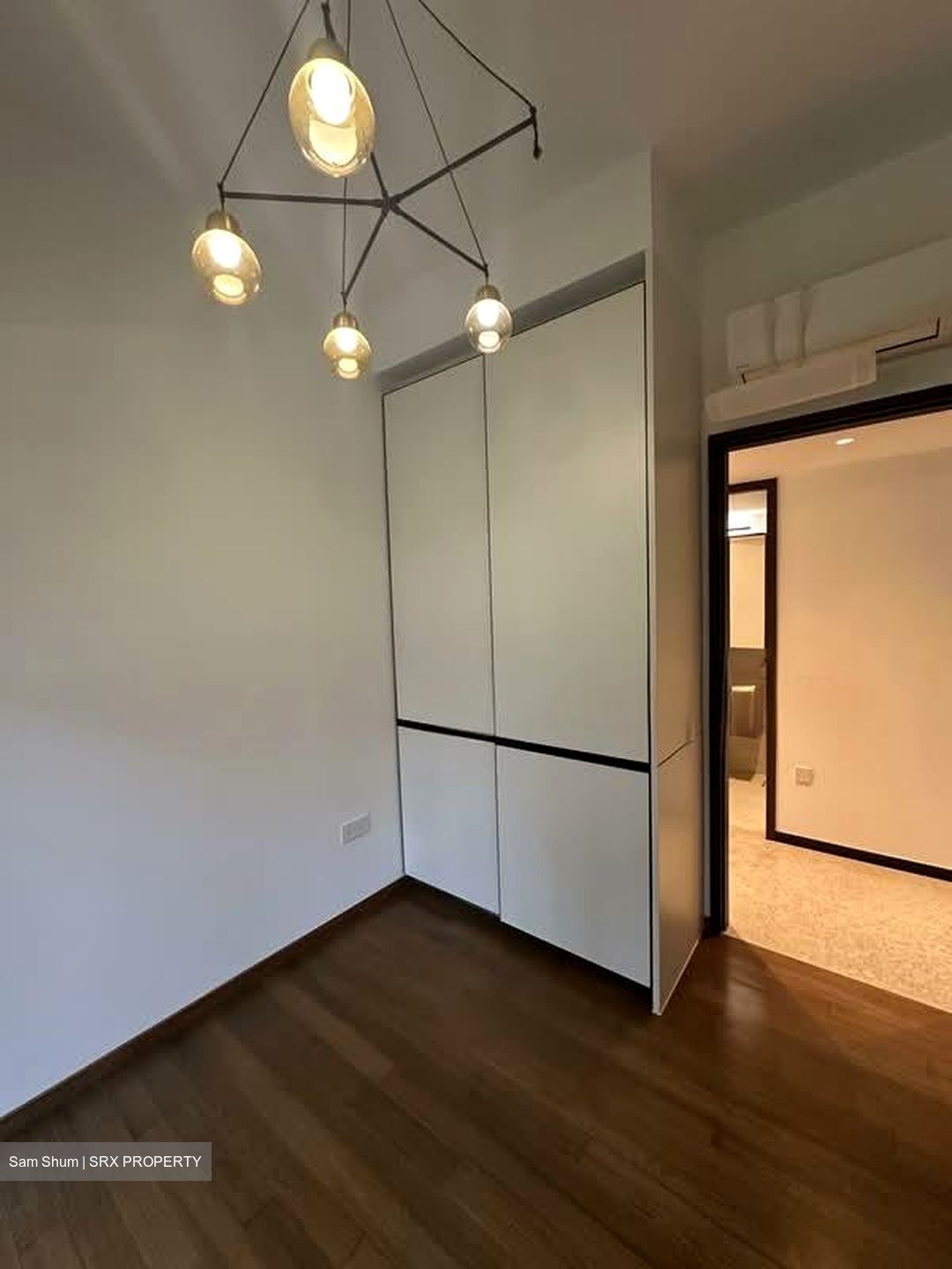 Royalgreen (D10), Condominium #595185281